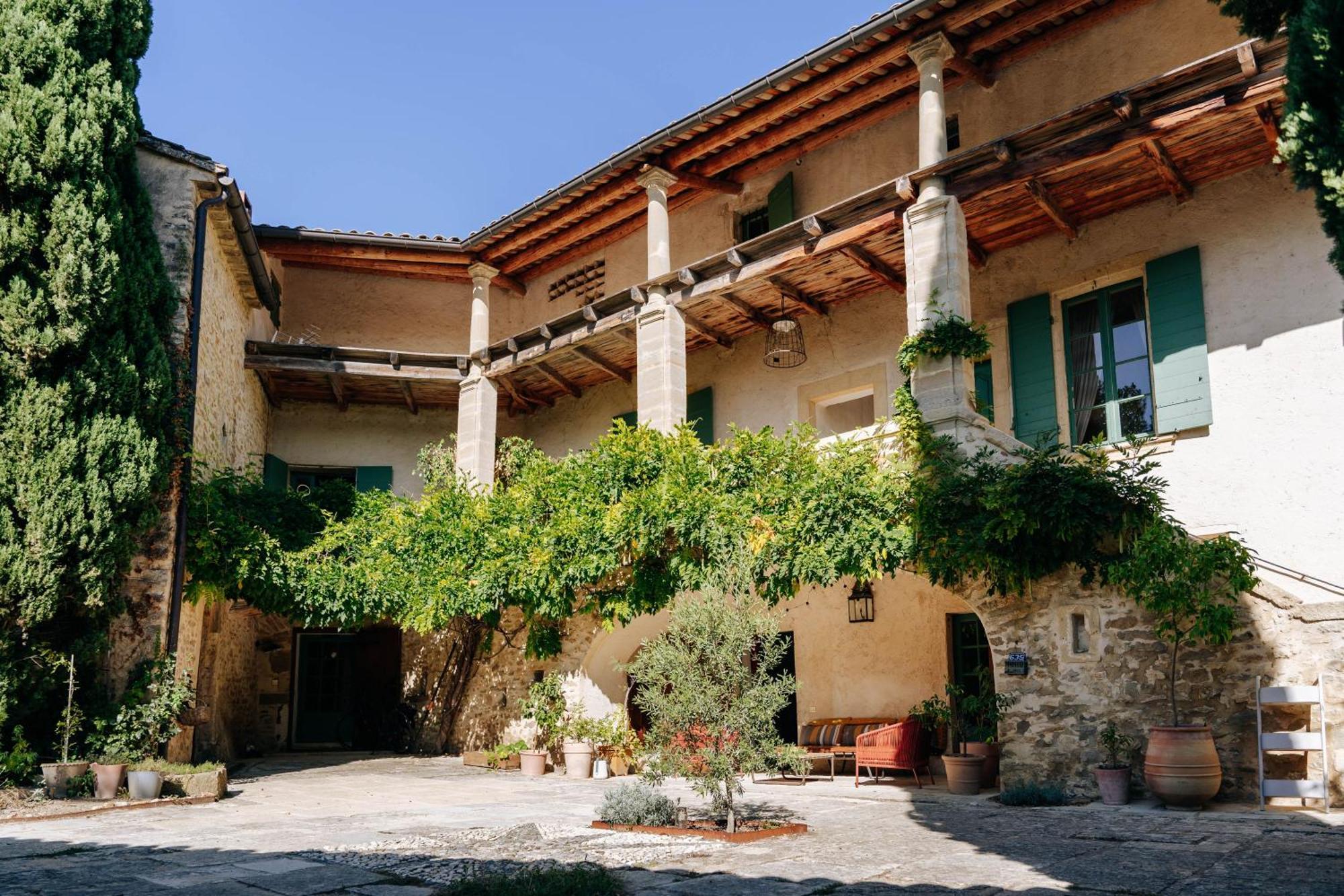 Maison 1643 Laudun Esterno foto